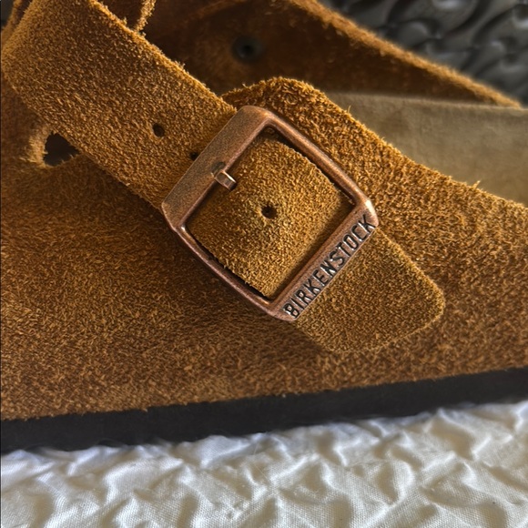 Birkenstock Tan Suede Clogs - Picture 4 of 7